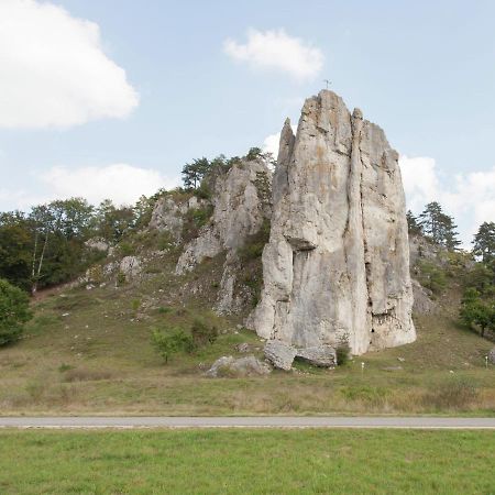 Beautiful Apartment With Private Terrace And A Separate Entrance Dollnstein ภายนอก รูปภาพ