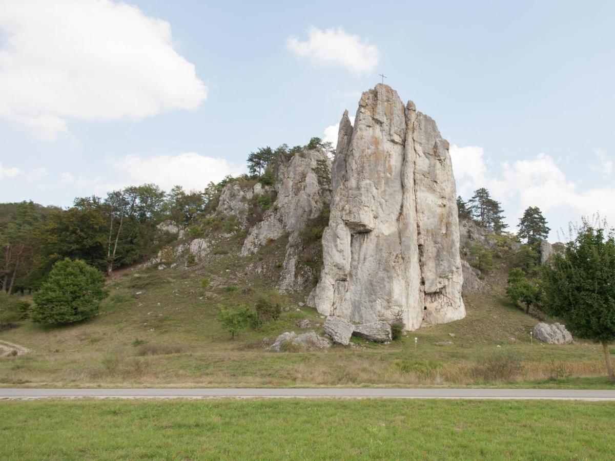 Beautiful Apartment With Private Terrace And A Separate Entrance Dollnstein ภายนอก รูปภาพ